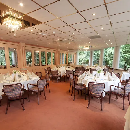 Fletcher Hotel-restaurant De Scheperskamp Отель