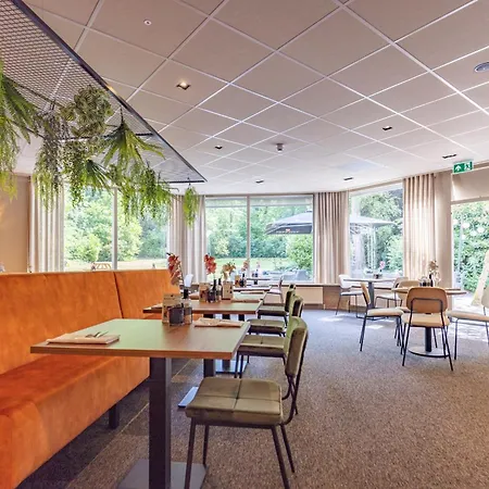 Отель Fletcher Hotel-restaurant De Scheperskamp