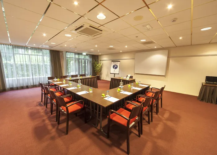 Fletcher Hotel-restaurant De Scheperskamp Otel