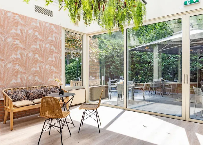 Fletcher Hotel-restaurant De Scheperskamp 4*