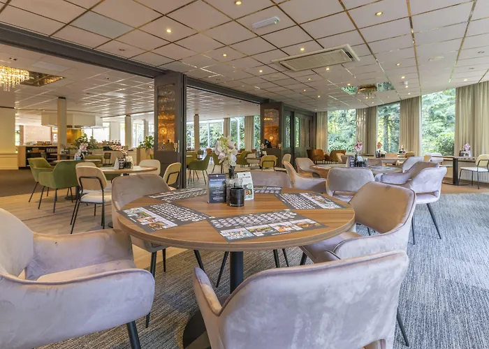 Fletcher Hotel-restaurant De Scheperskamp 4*
