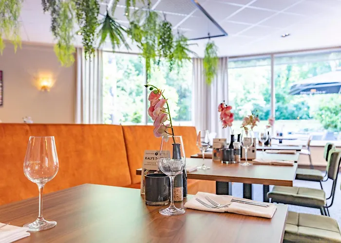 Fletcher Hotel-restaurant De Scheperskamp 4*